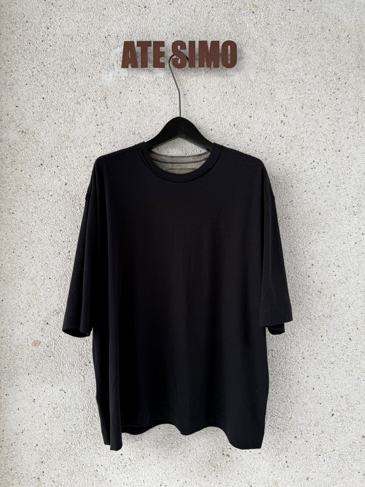 Round neck T-Shirt