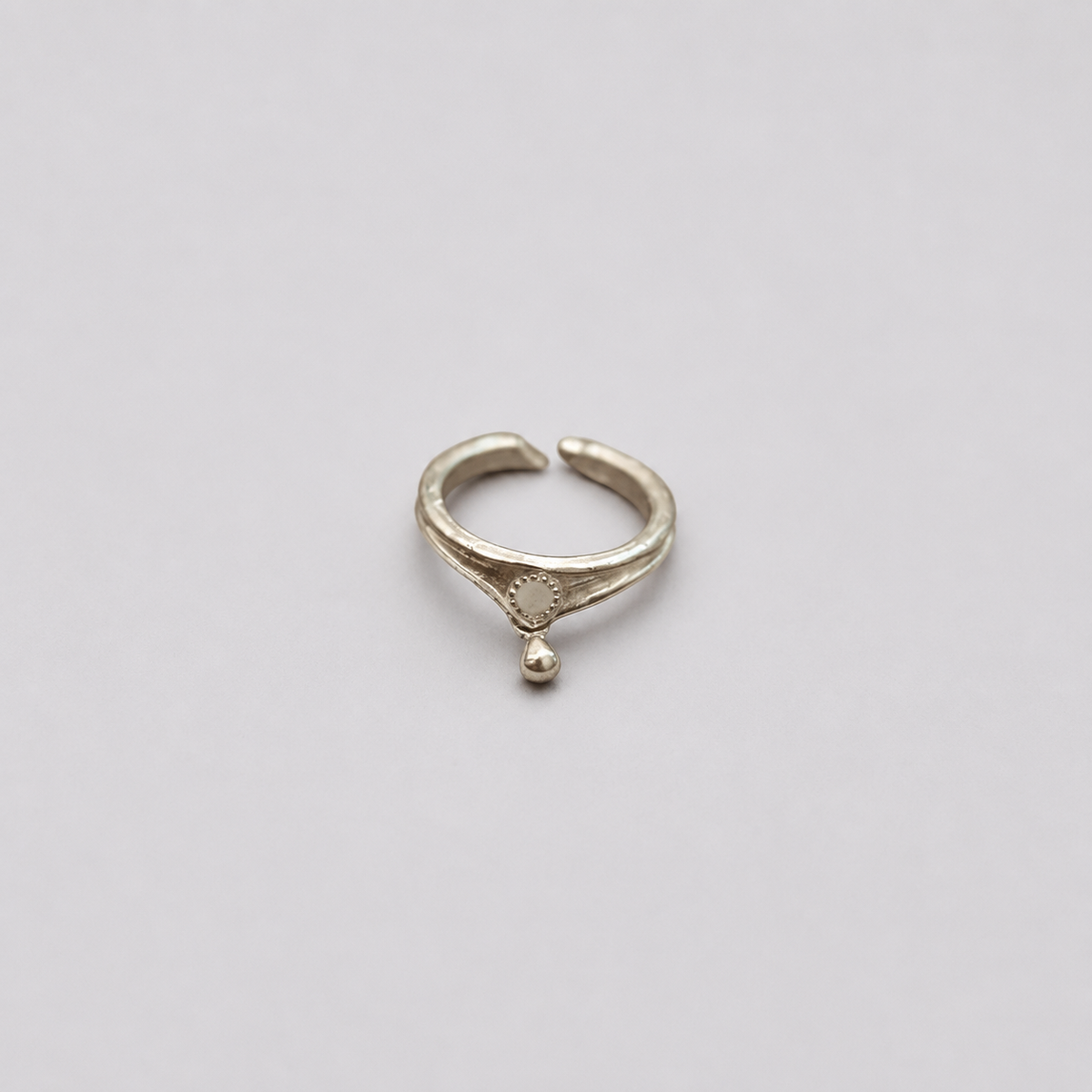 Eaves Bell Bead Ring