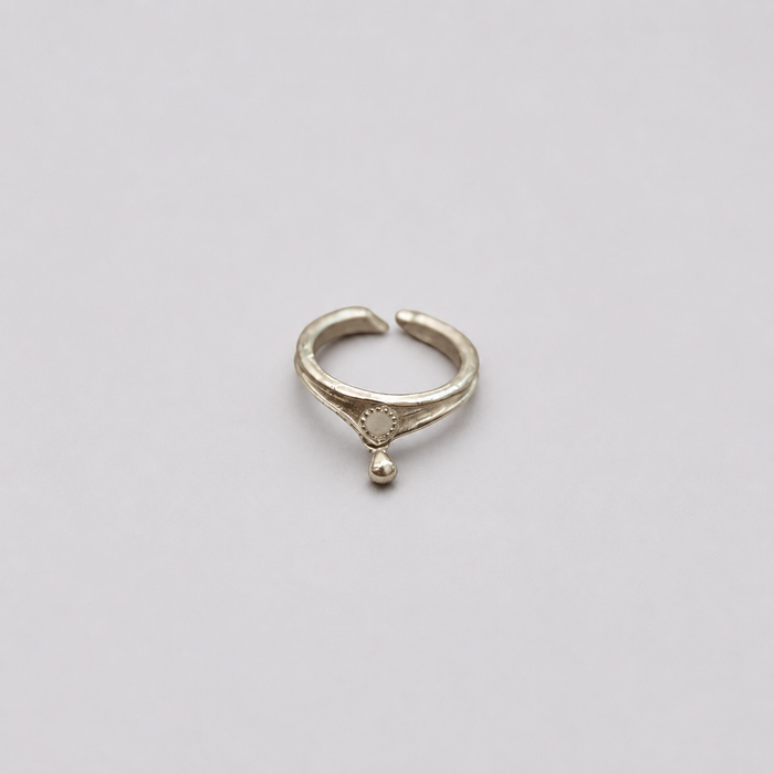 Eaves Bell Bead Ring