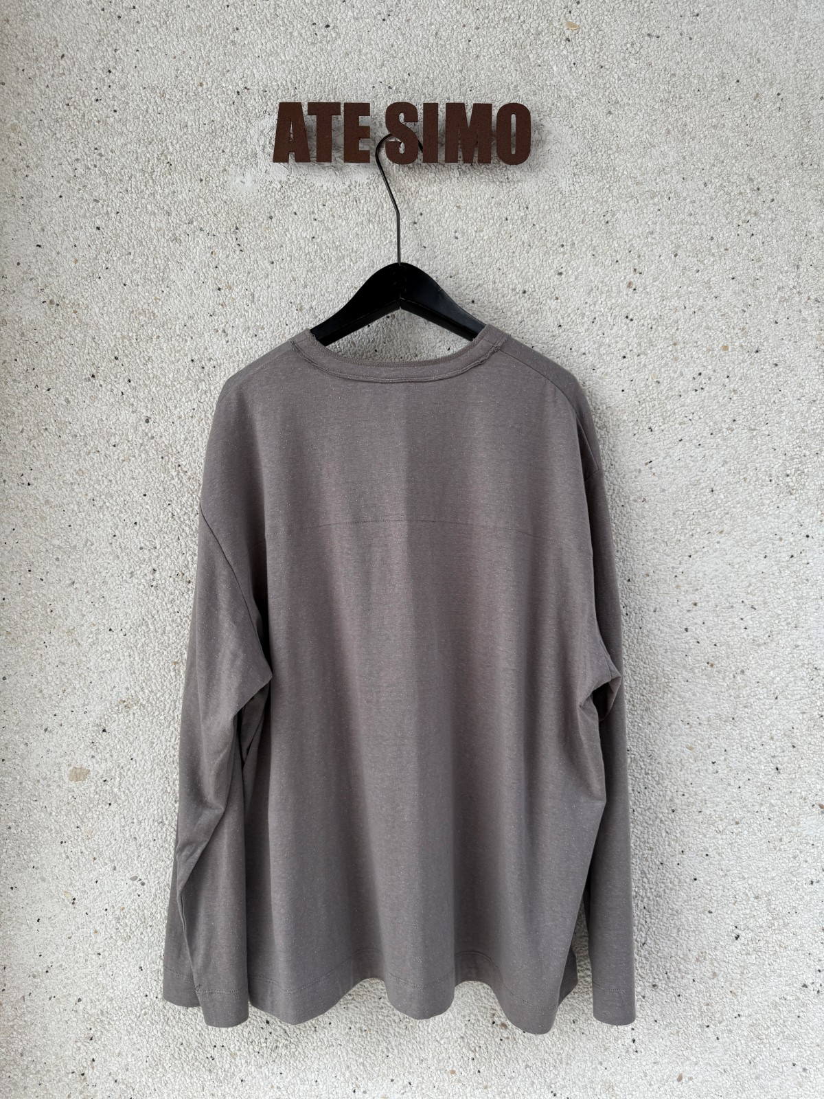 Round neck LS T-Shirt
