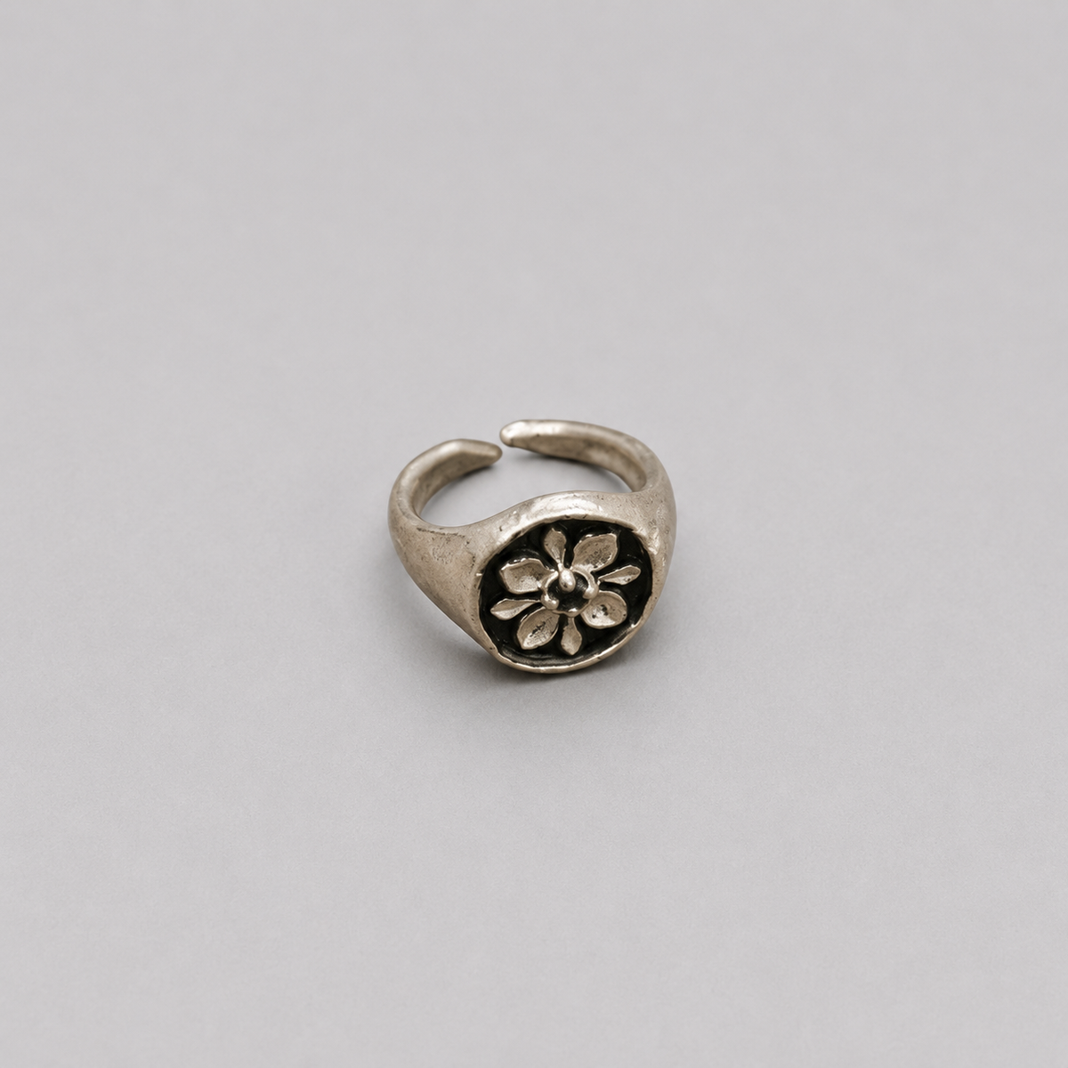 Shadow Lotus Medallion Ring