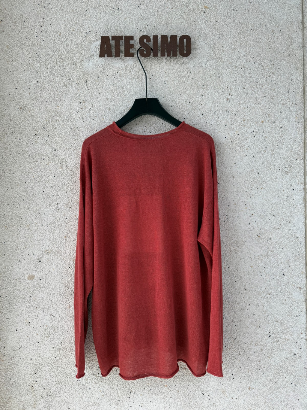 Round neck knit LS T-Shirt