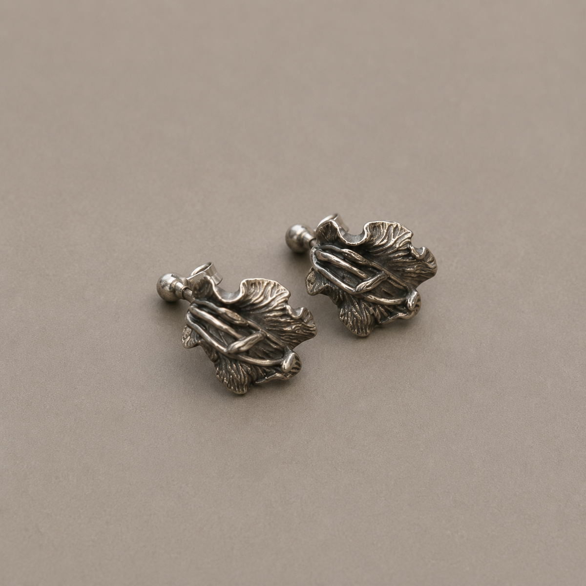 Wavy Petal Earring