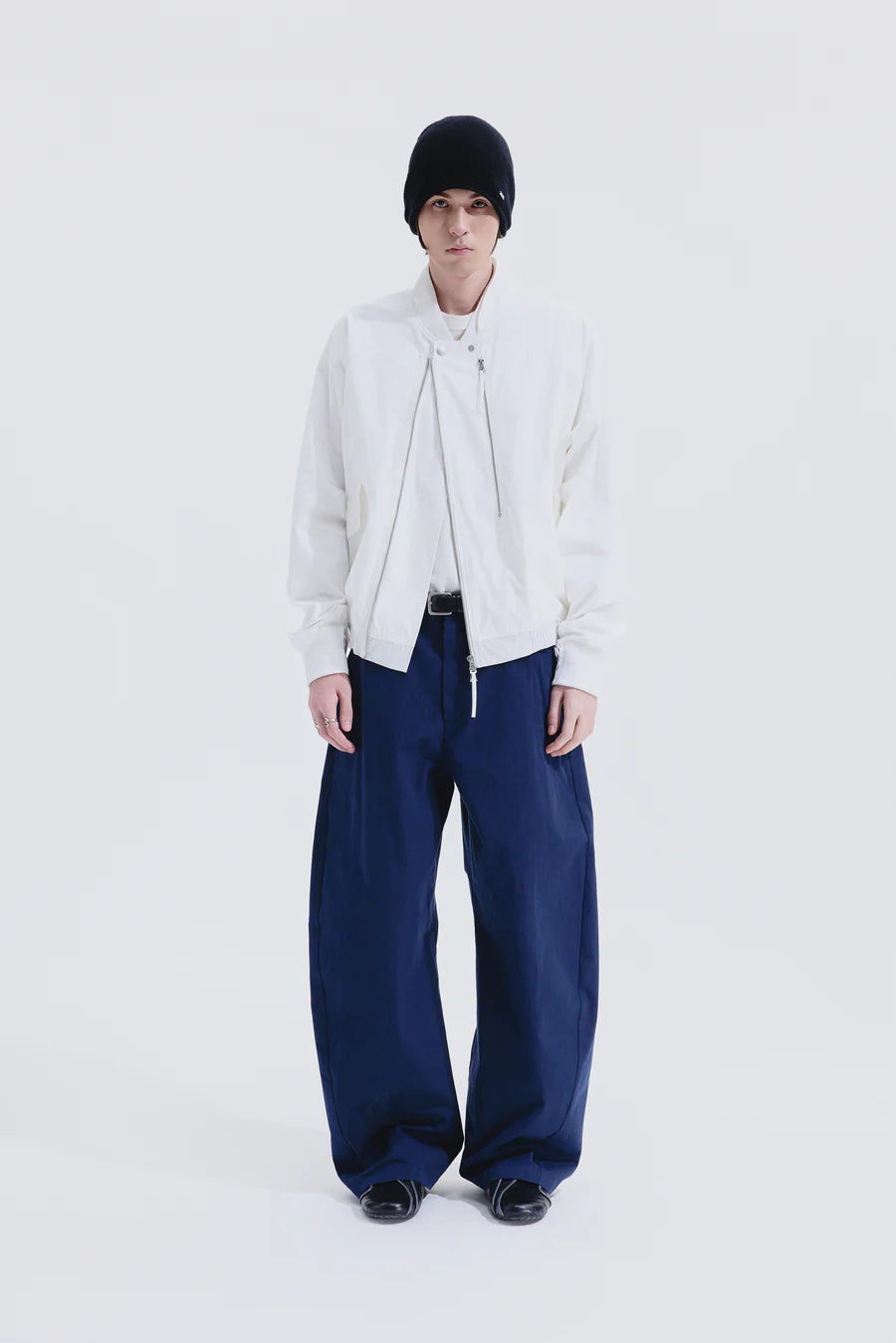 Linen-Blend Curved Pants