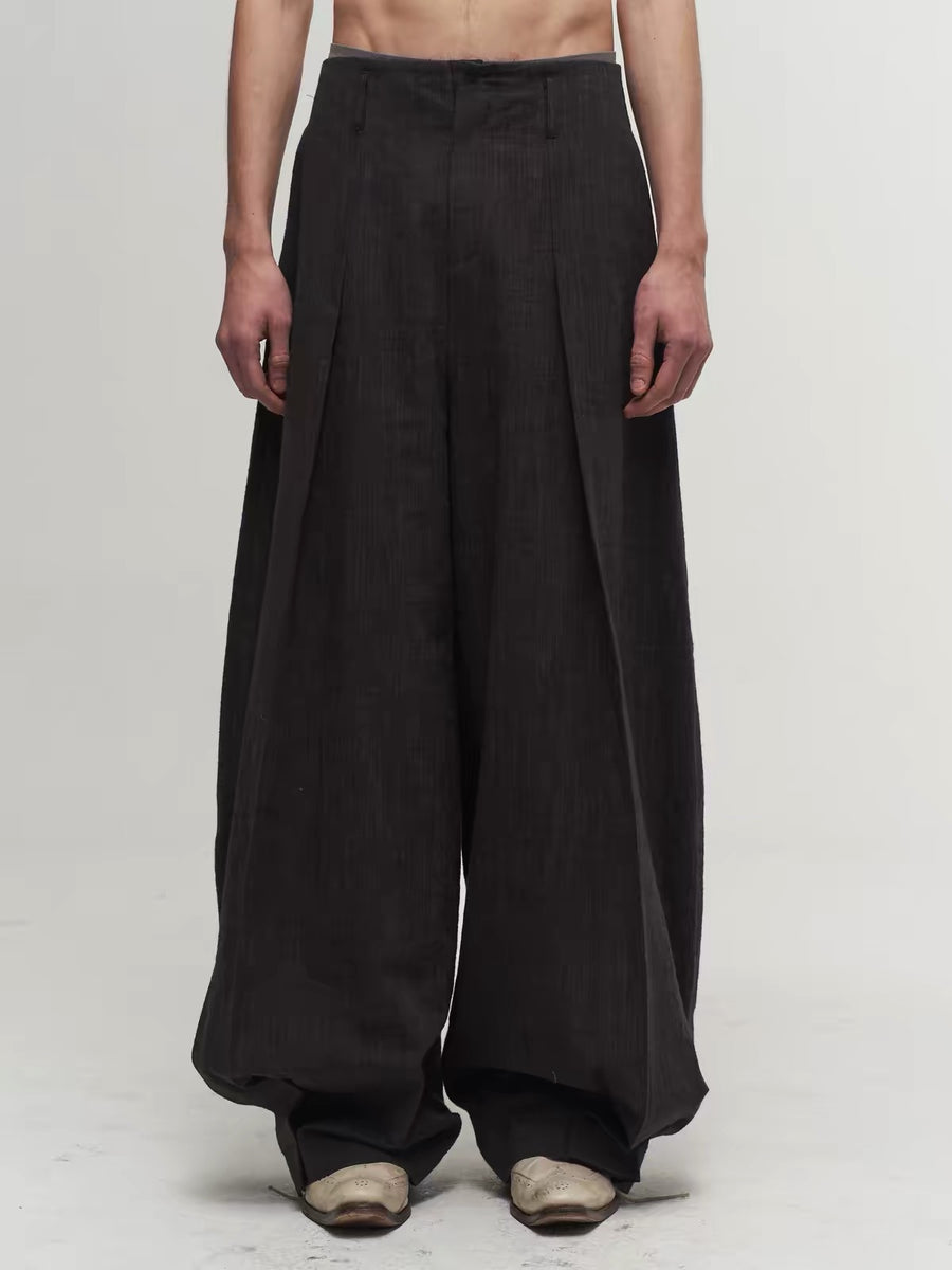 Curved High-Waist Lantern Pants