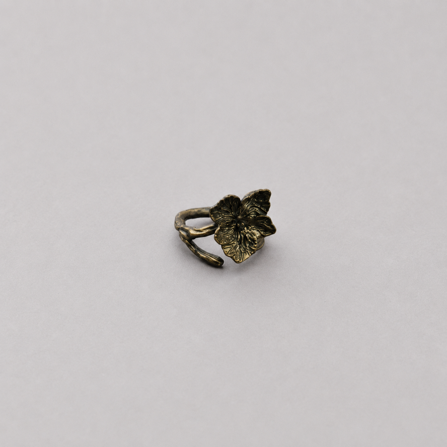 Blooming Hydrangea Ring