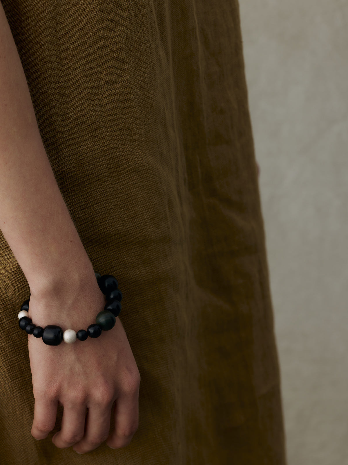 Zizai Gourd Large Sterling Silver, Green Sandalwood & Ebony Bracelet