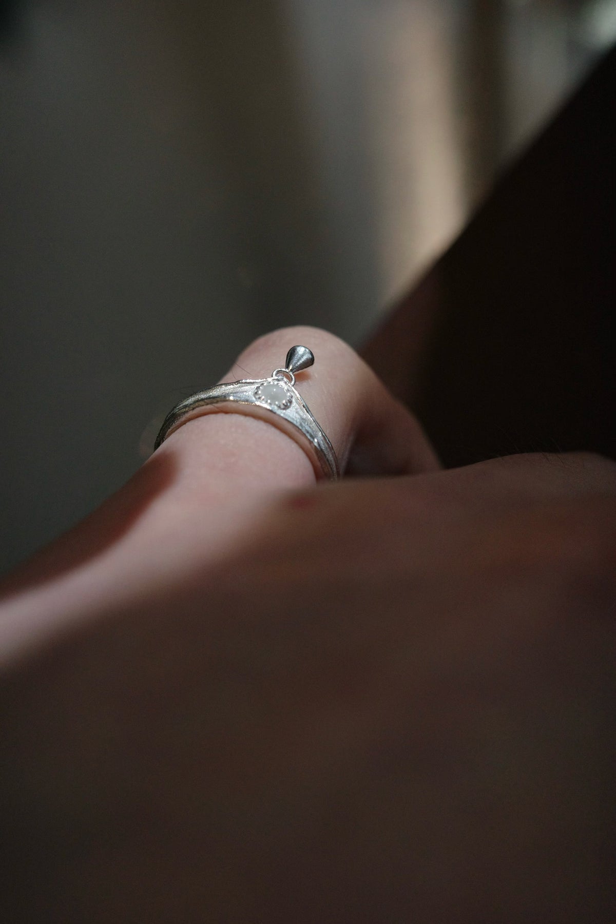Eaves Bell Bead Ring