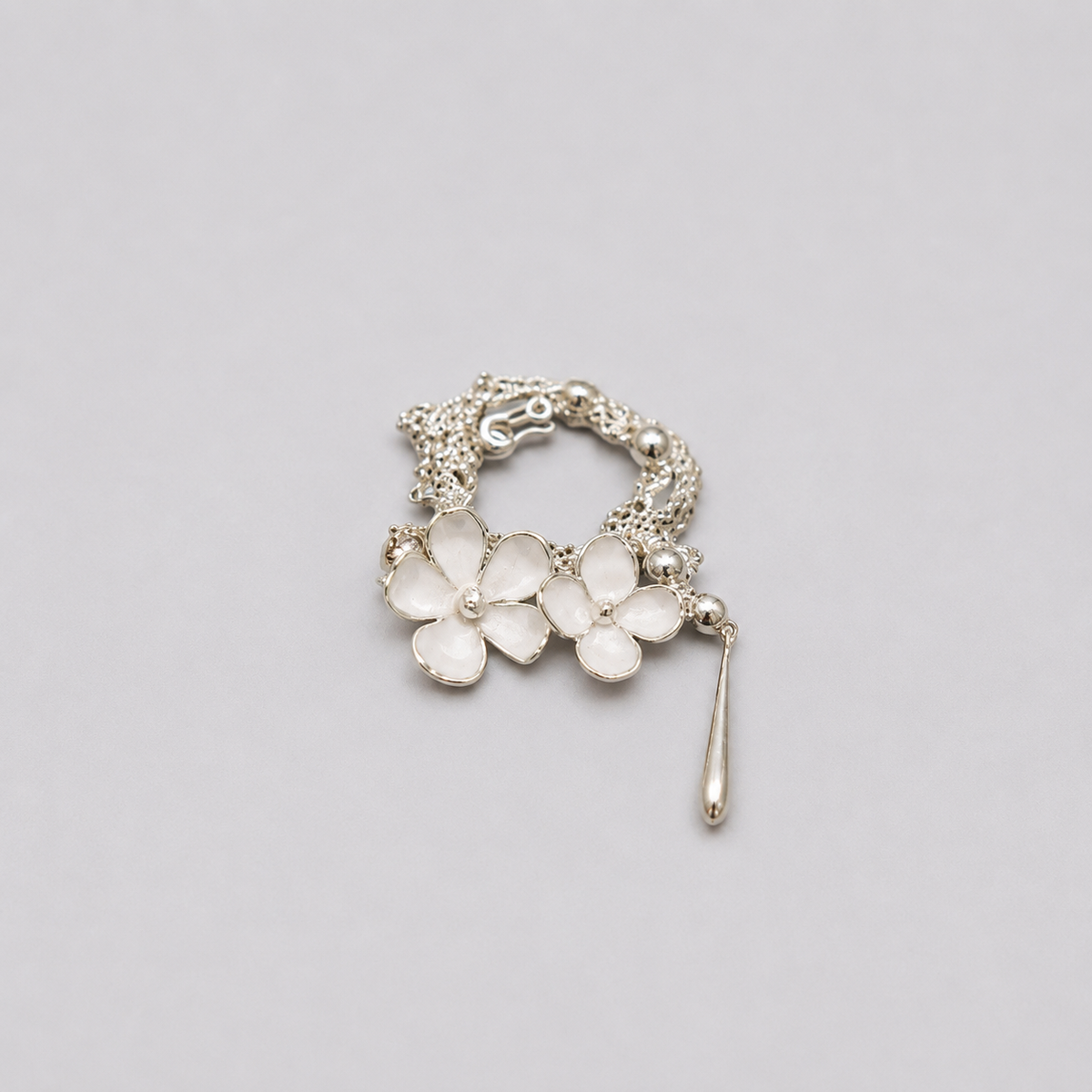 Nanyang Porcelain White Minimal Drop Necklace