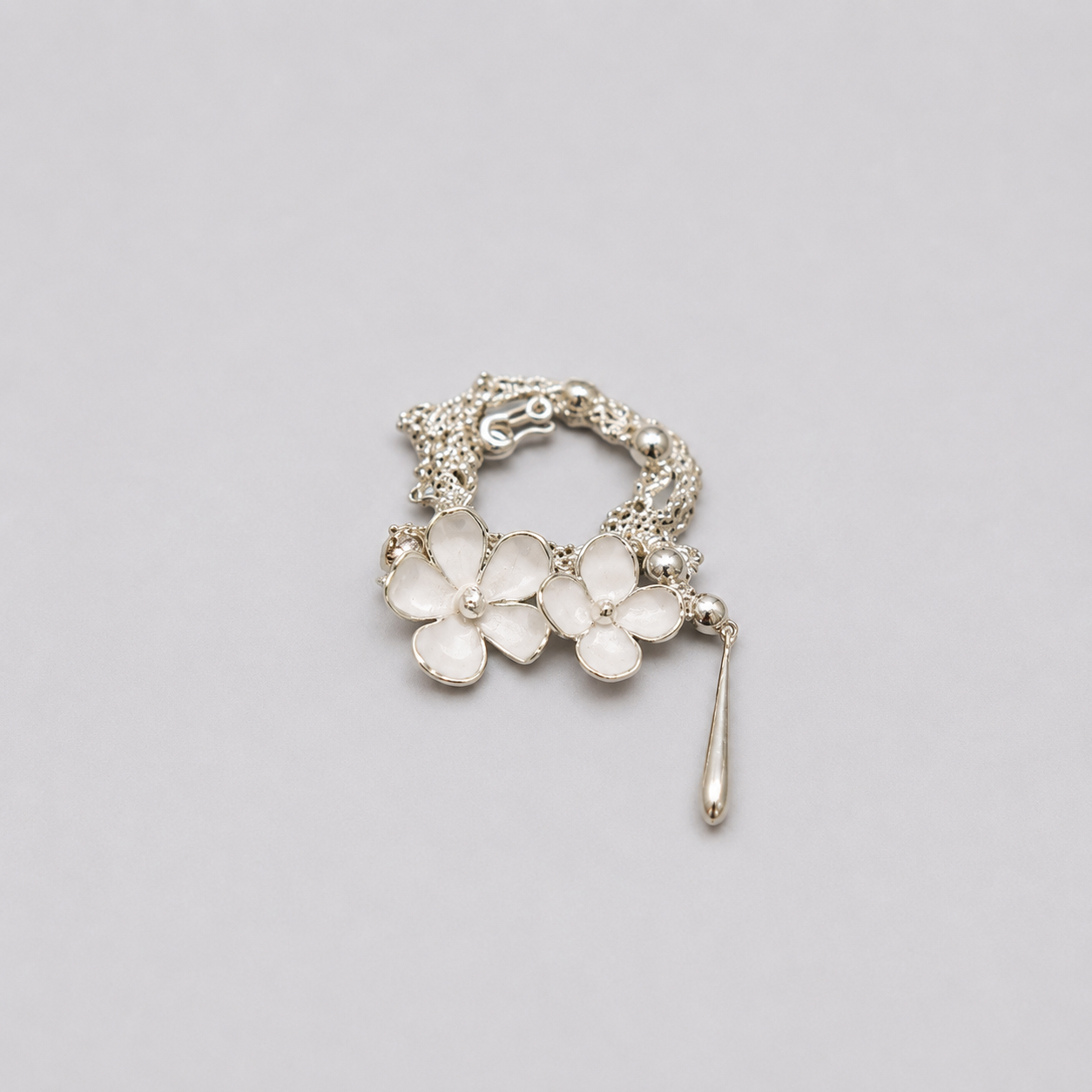 Nanyang Porcelain White Minimal Drop Necklace