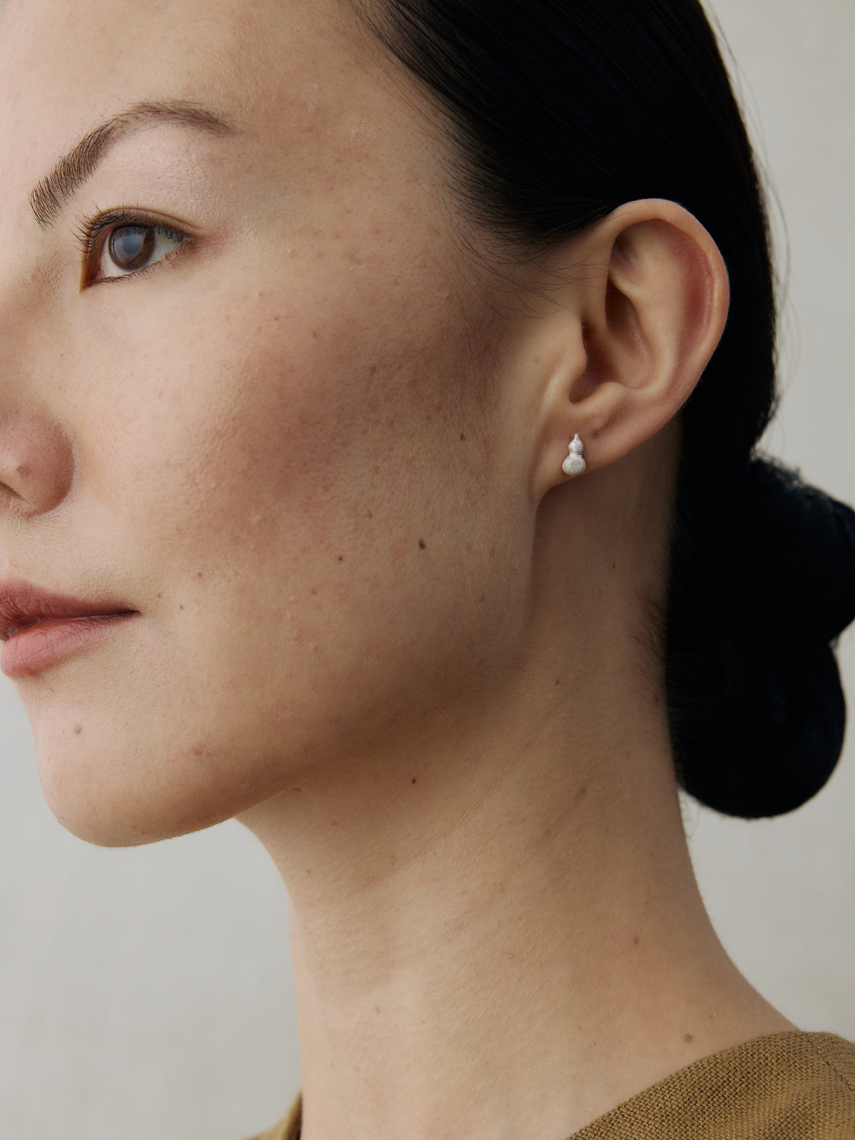 Zizai Gourd Sterling Silver Stud Earrings