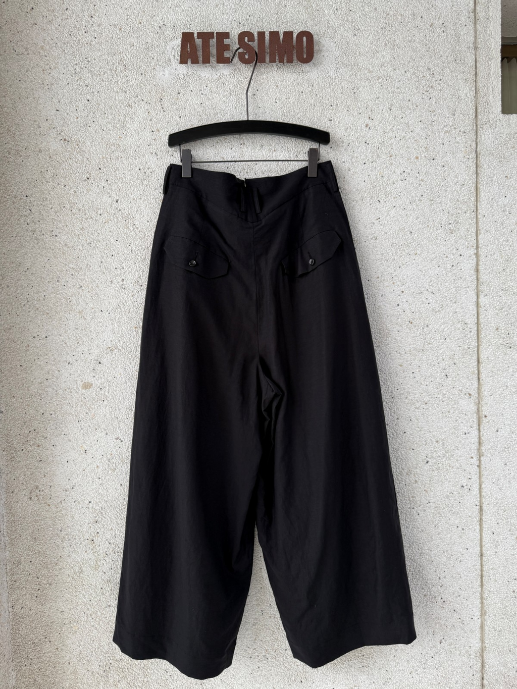 Double-pleat wide-leg trousers