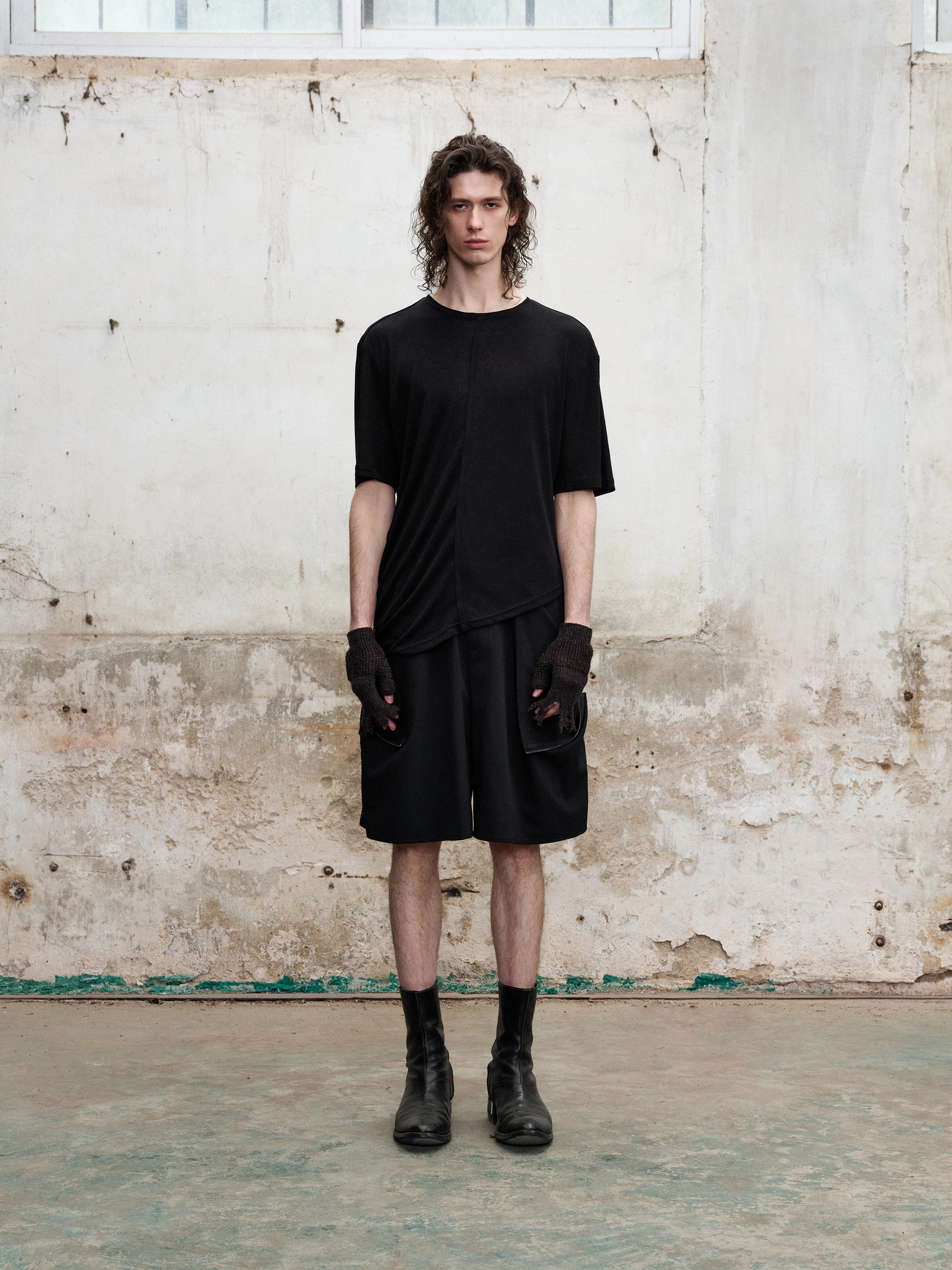 Divergent Seam Tee