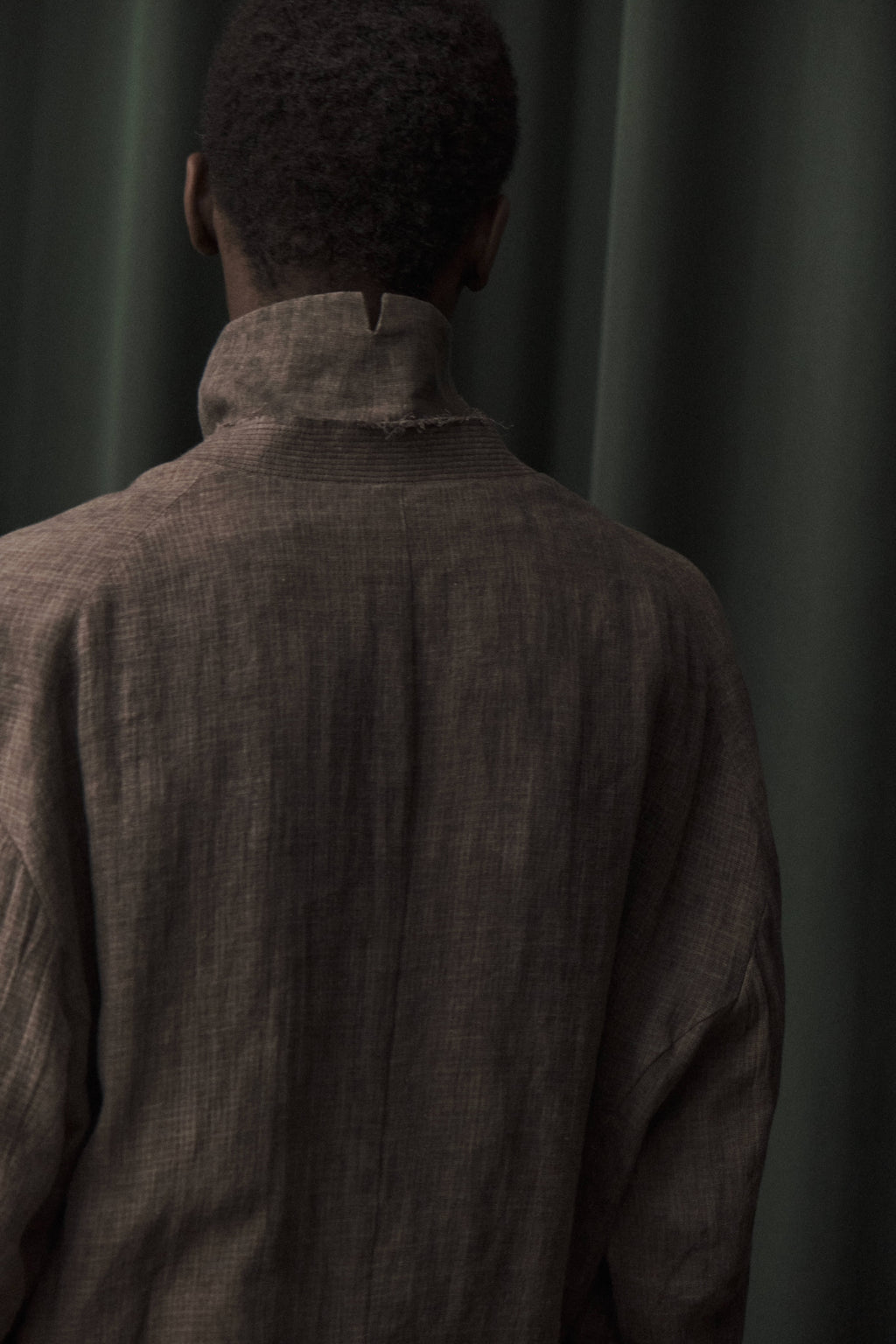 Wide stand-collar long-sleeve shirt