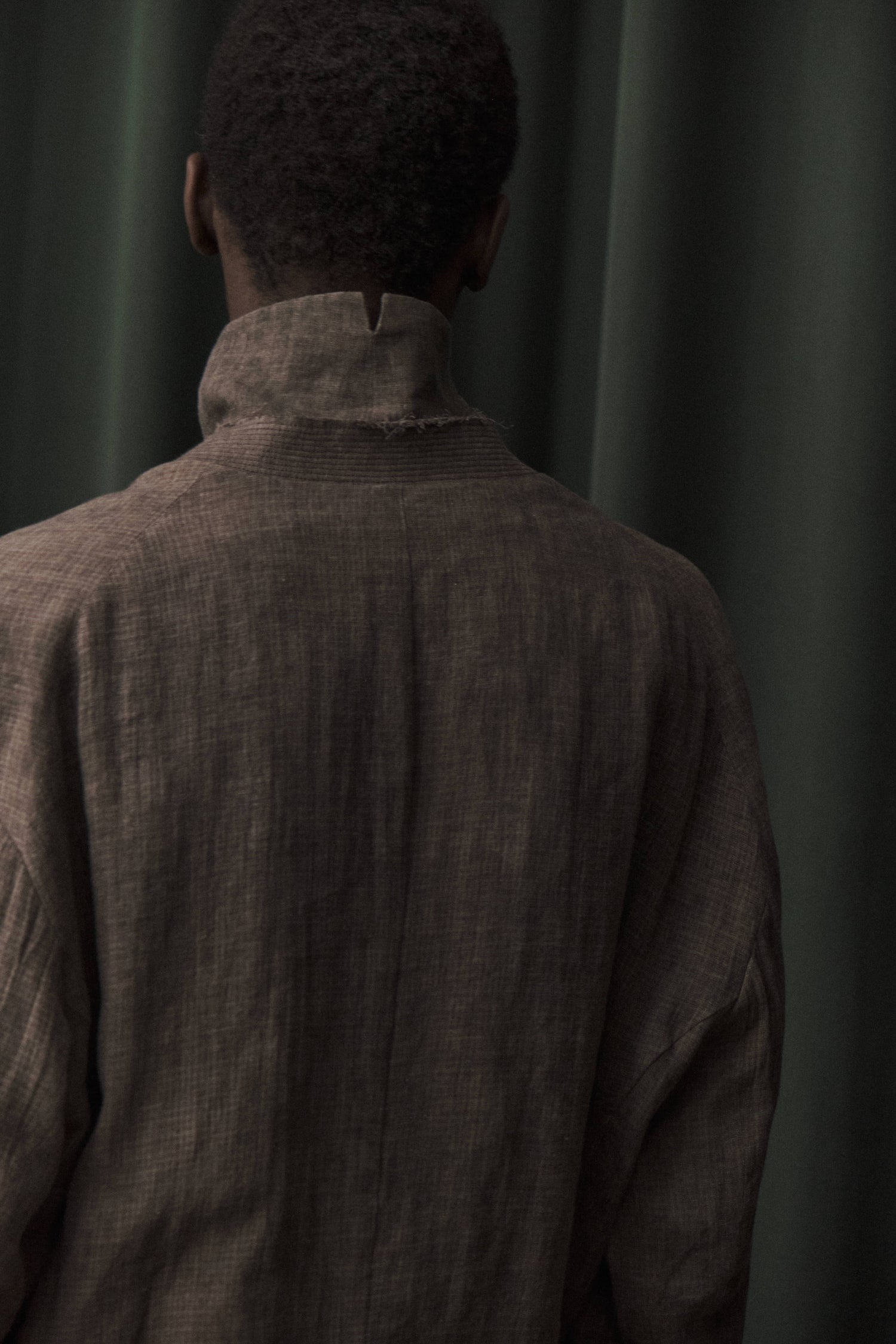 Wide stand-collar long-sleeve shirt