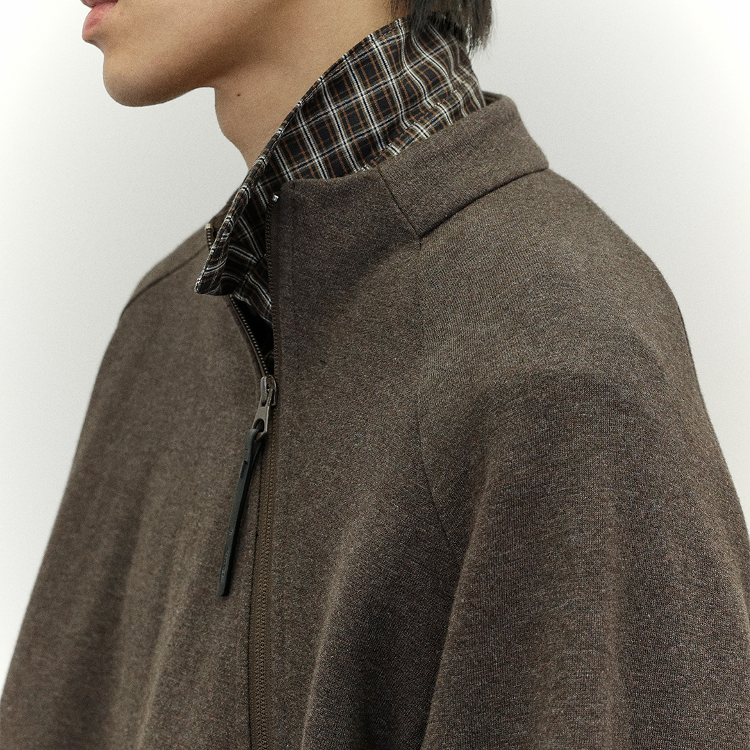 Oblique Zipper Sweatshirt