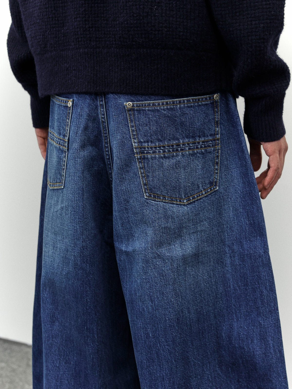 Washed Cocoon Jeans (Dark Indigo)