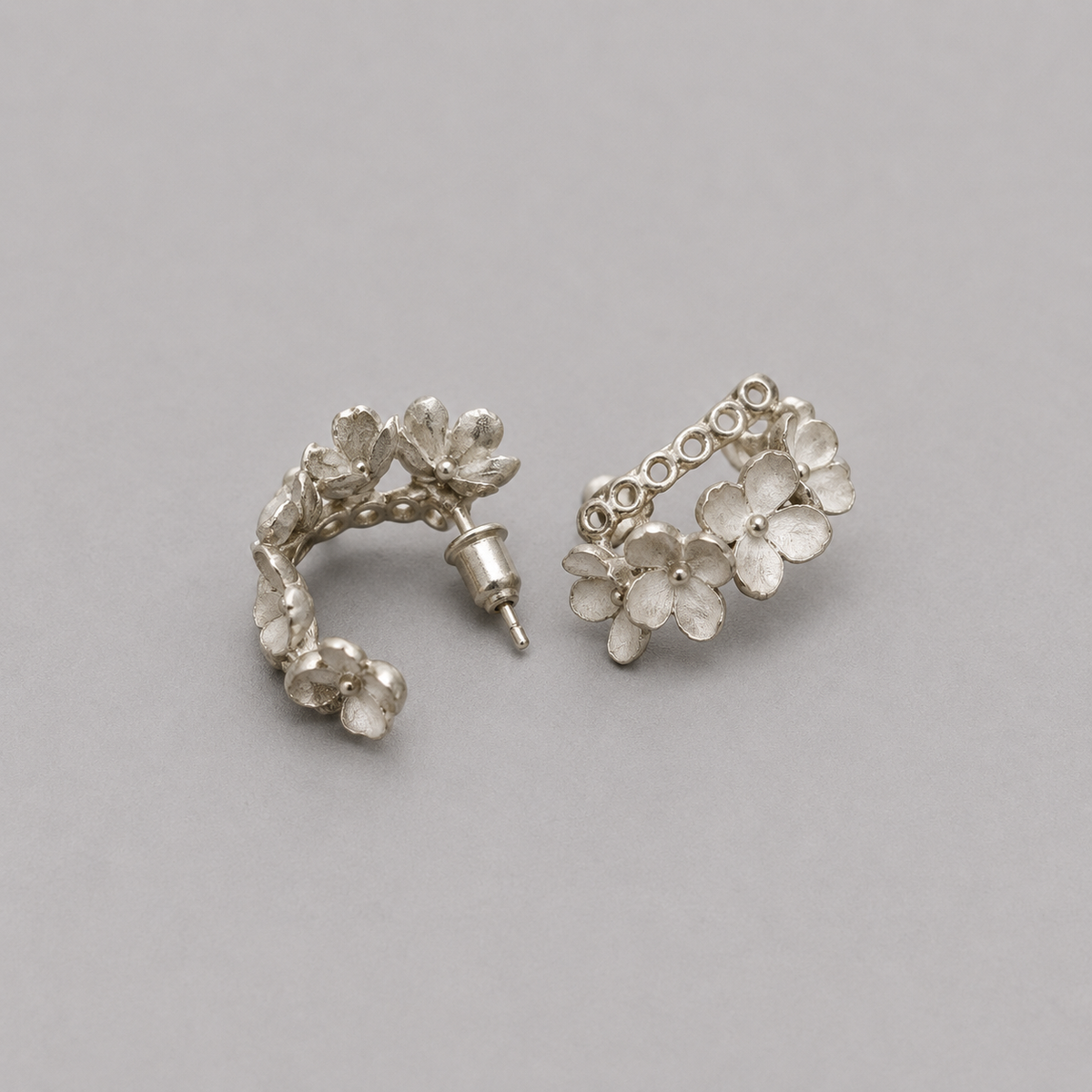 Nanyang Porcelain White Framed Floral Stud Earrings