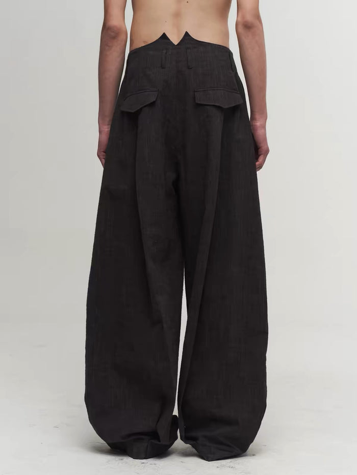 Curved High-Waist Lantern Pants
