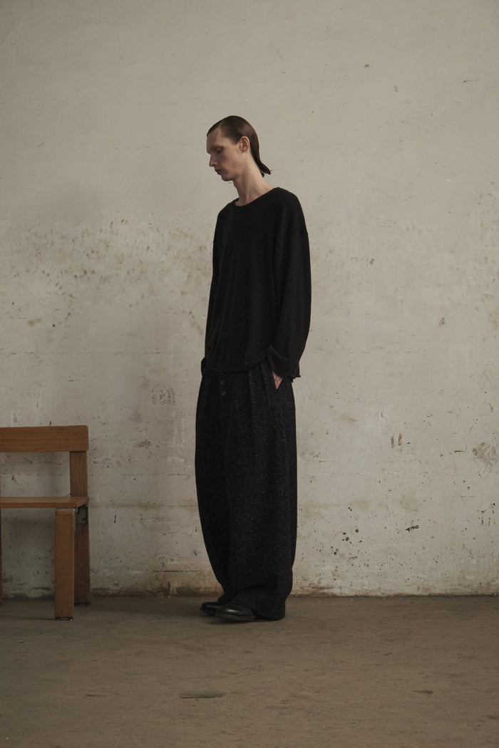 Cashmere Distressed Edge Knit (Black)