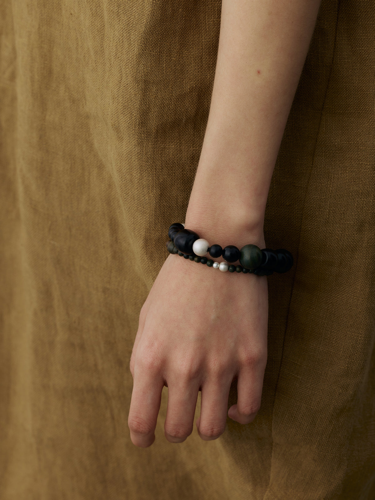 Zizai Gourd Large Sterling Silver, Green Sandalwood & Ebony Bracelet