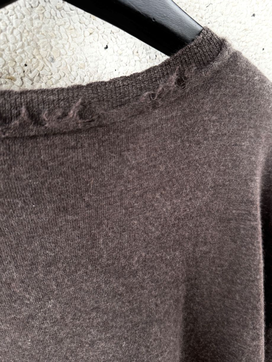 Cashmere Distressed Edge Knit (Dark Grey)