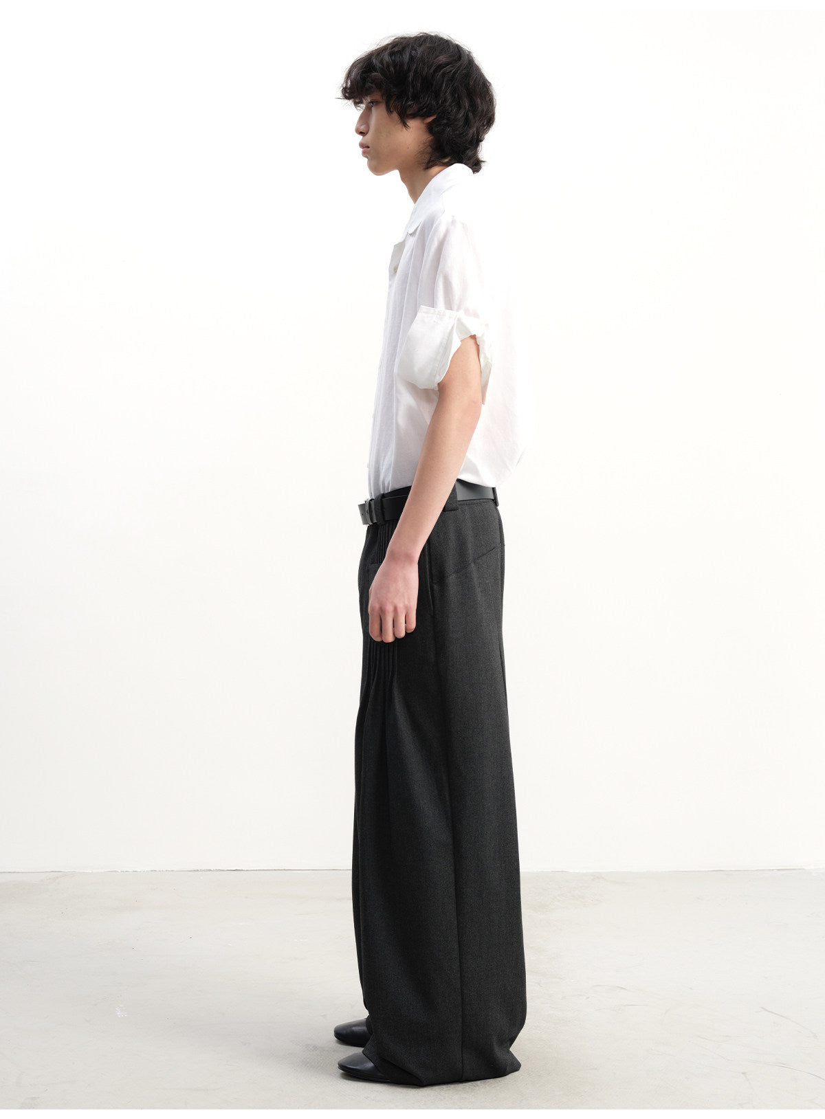 Pleated Pocket Wide-Leg Trousers
