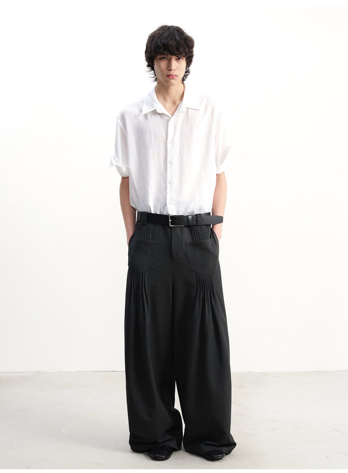 Pleated Pocket Wide-Leg Trousers