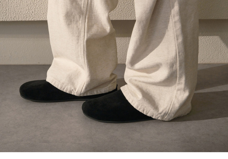 Cloud-Feel Suede Clogs