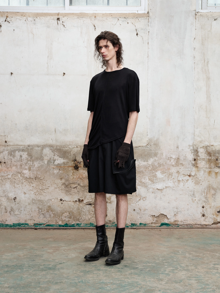 Divergent Seam Tee