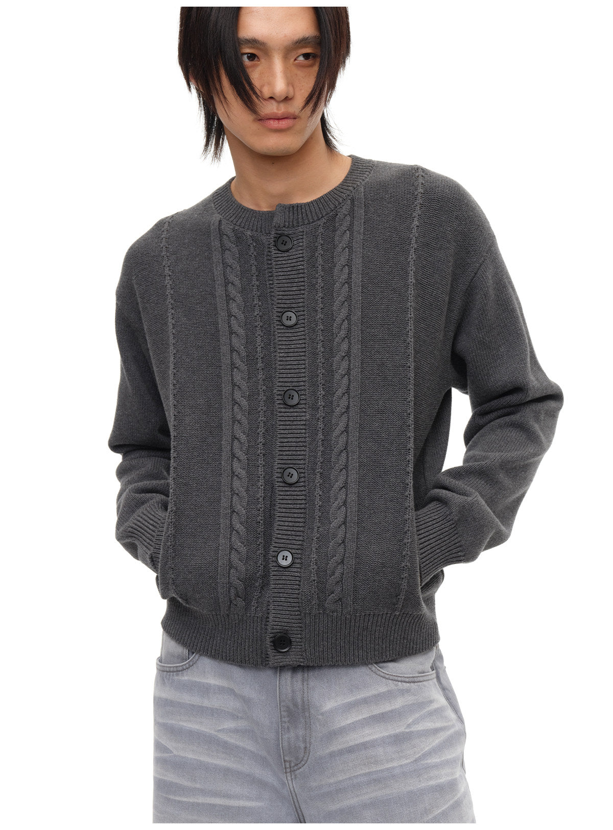 Cable-knit crewneck cardigan