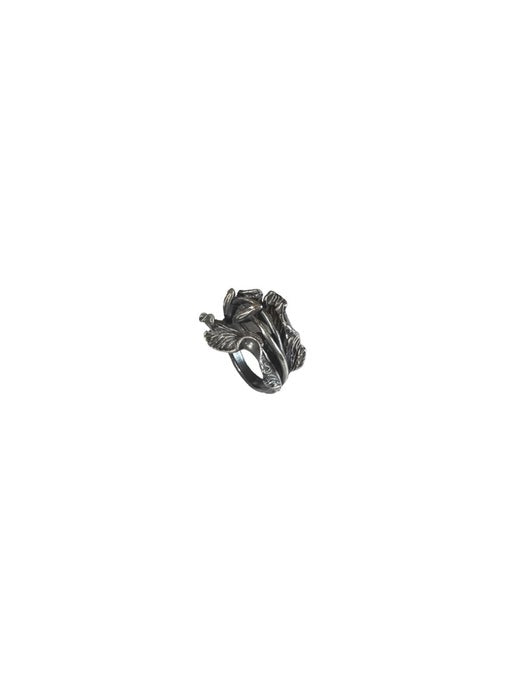 Wavy Petal Ring