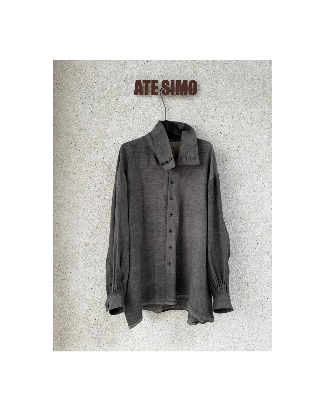 Wide stand-collar long-sleeve shirt