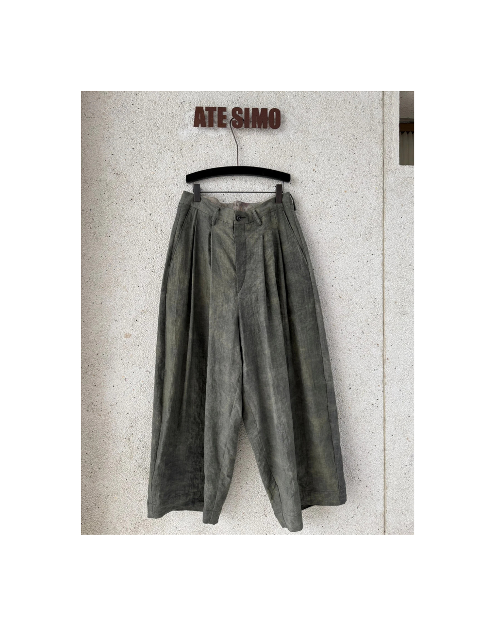 Double-pleat wide-leg trousers